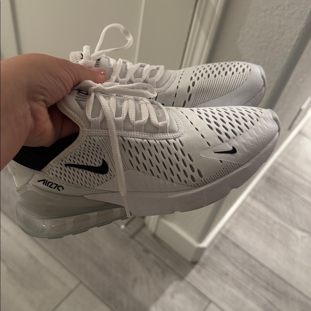 Nike Air 270 White and Black Sneakers